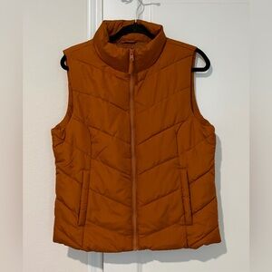 Aeropostale Women's Rust Quilted Vest